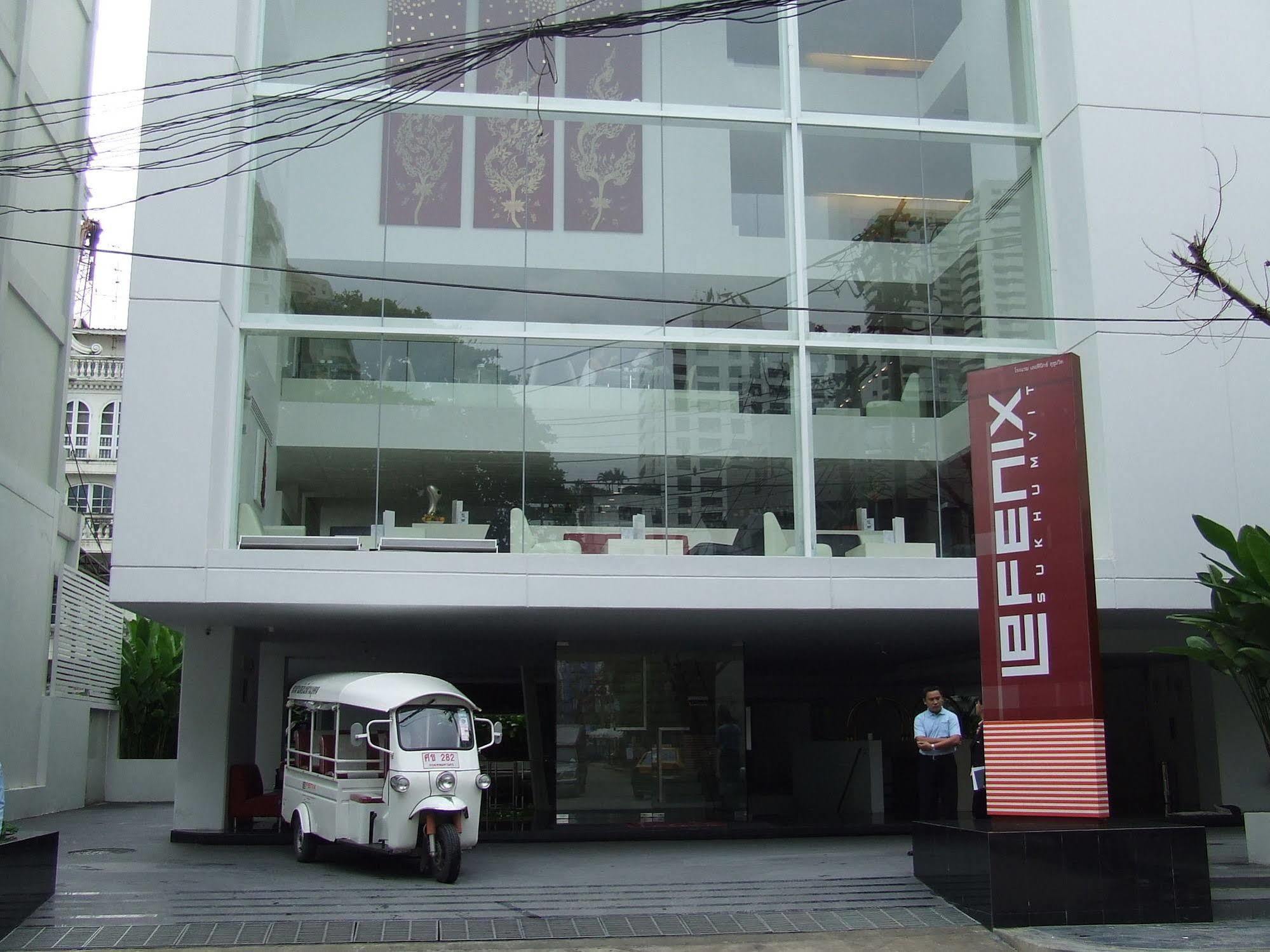Le Fenix Sukhumvit 11 होटल 3*